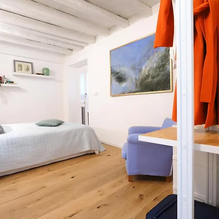 Porta Venezia Charming Апартаменты