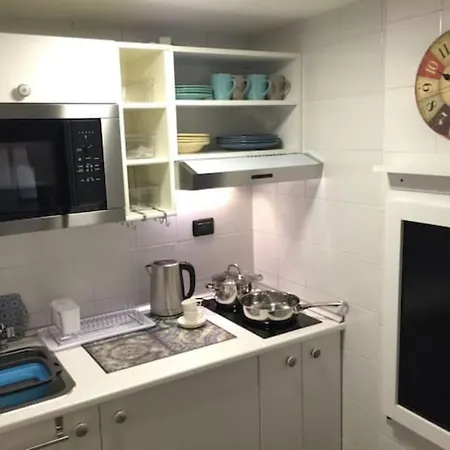 Monolocale Quartiere Nolo Mm1 Pasteur Con Posto Auto - P4 Apartman *