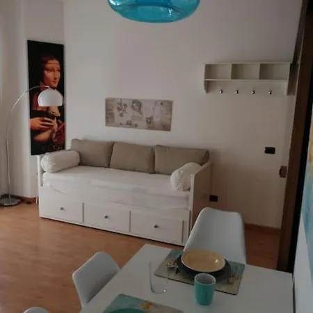 Apartment Monolocale Quartiere Nolo Mm1 Pasteur Con Posto Auto - P4