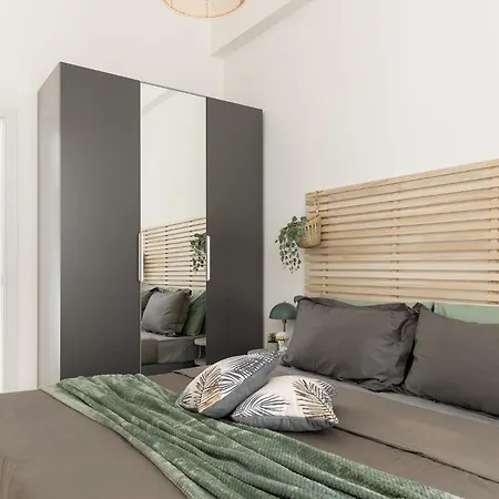 Luni 4 - Design Trilo -m3- 8 Min Dal Duomo Apartment *