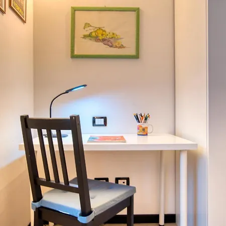 Charming Park - Center - For 5 Guests - Brand New Bathroom Апартаменты