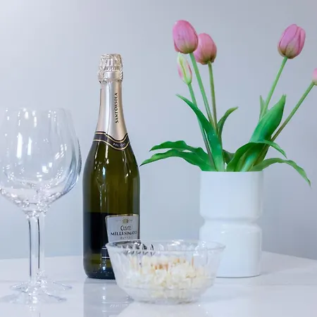 Luxury - Free Private - Parking Maestri Campionesi 16 * Milano