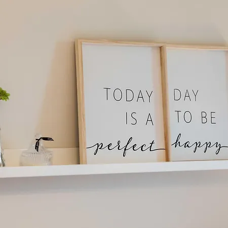 Luxury - Free Private - Parking Maestri Campionesi 16 *