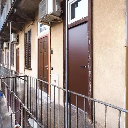 Apartment La Casa Di Ringhiera Porta Venezia *