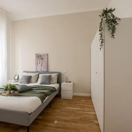 Casa Mirano - Via Savona Apartment