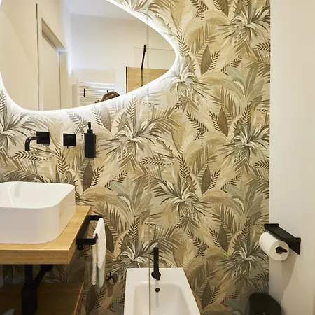 Suite Sanzio 14 - monolocale vicino a Fiera Milano City e Stadio Milano