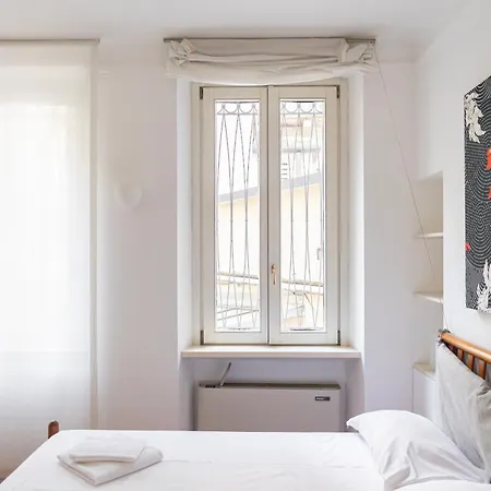 Elegante Bilocale In Montenapoleone - Brera *