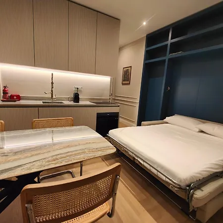 Daire Ottoboni 2a Luxury Penthouse