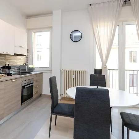 Апартаменты Vivimihome-Navigli Balcony & Parking