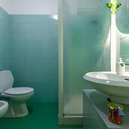 Close To Duomo Lovely City Center Flat Milan
