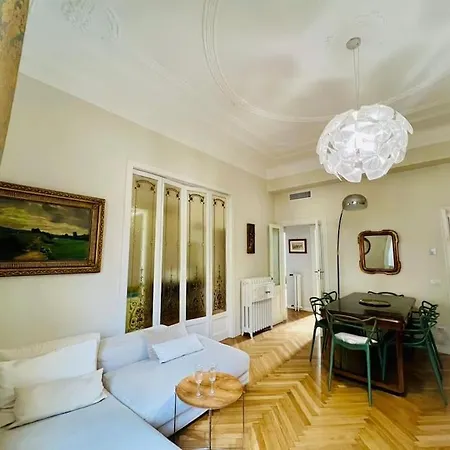 דירה Prestigious Period - Free H24 Garage And Breakfast