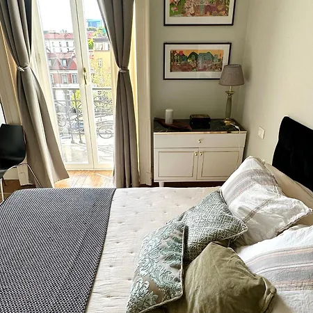 Ampio E Luminoso Bilocale Nel Centro Di *