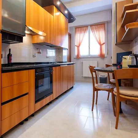 Apartment Italianflat - Tolstoi M4 - Large 1 Bedroom Balcony