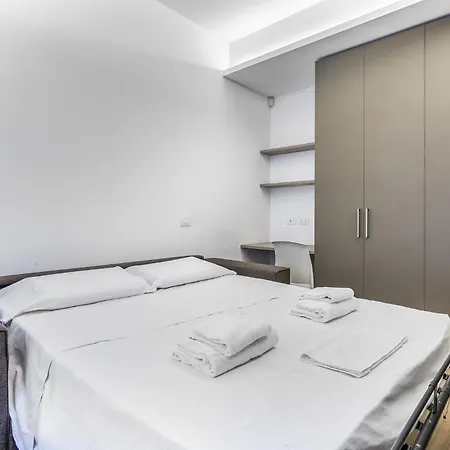 Via Tadino- Centrale 2pax Wi-fi Appartement *