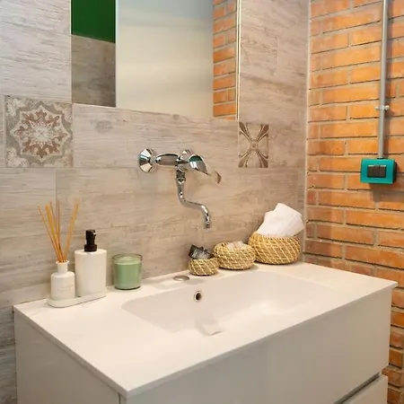 Italstay - Canonica Brick Milán