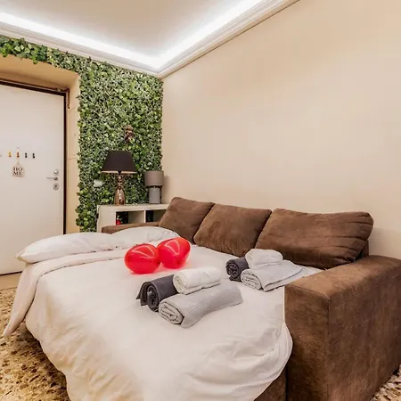 Apartment Pt.venezia M1 In50m-duomo10'-stazione 9' *