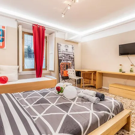 Pt.venezia M1 In50m-duomo10'-stazione 9' Lejlighed