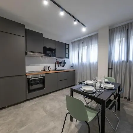 Apartment Vallarsa 10 - Int.02 Milan
