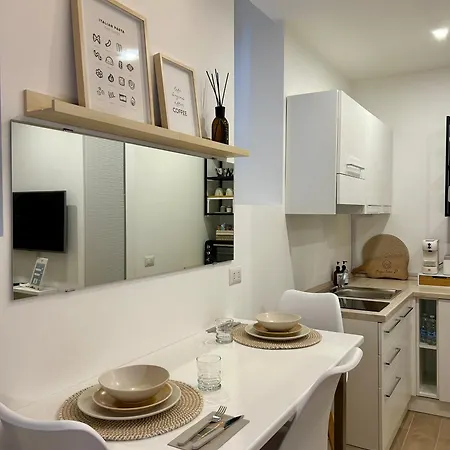 Apartment Navigli-bocconi - Peque Home, Wi-fi Milan