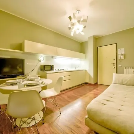 Apartment Station - Fashion Design Rooftop Milan