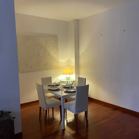 At - Turati/porta Nuova Apartmán *