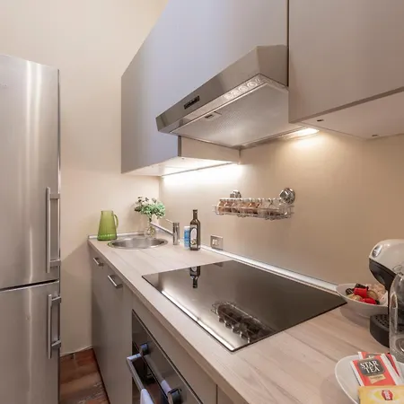 Pontaccio, 4 - Vivere In Brera, Quartiere Bohemien Di * Milan