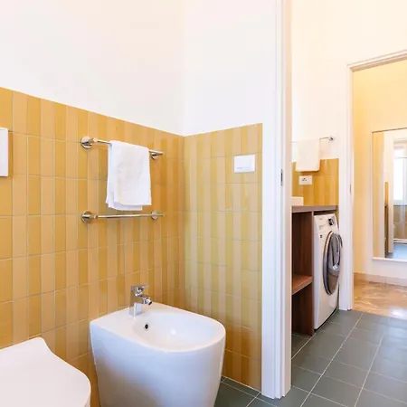 Appartamento Guesthost - Casa Giuliana Splendido Trilocale