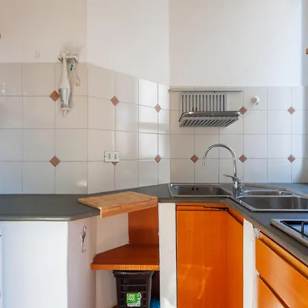 Comodo Nel Centro Storico Di - San Vincenzo