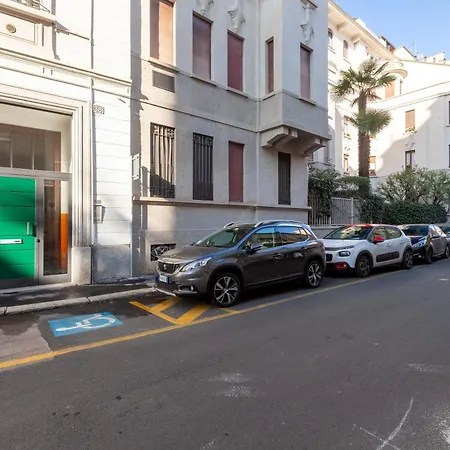 Comodo Nel Centro Storico Di - San Vincenzo Milan