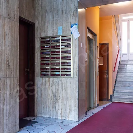 Ospitali - Dimora Tina, Ampio Trilocale In Zona Lambrate Comodo X4 *