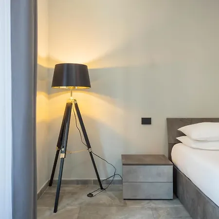 Moderno Nel Cuore Di *