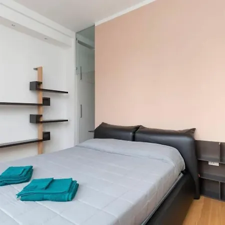 Garigliano 8 * ミラノ