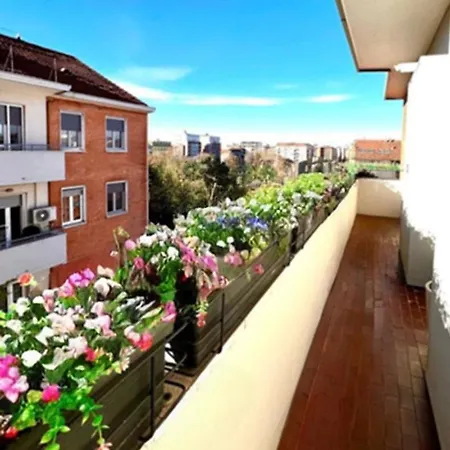 Da Vinci - With Balcony In Design District - Tortona Area Apartment *