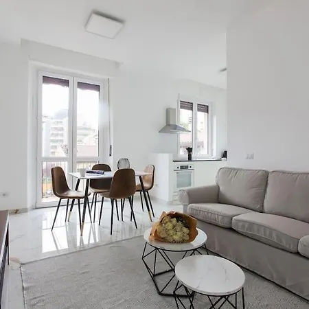 Apartment Hacca Collection - Bocconi, Porta Romana 2br