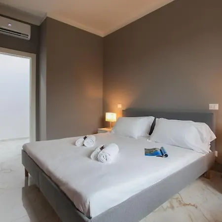 Hacca Collection - Bocconi, Porta Romana 2br アパート ミラノ