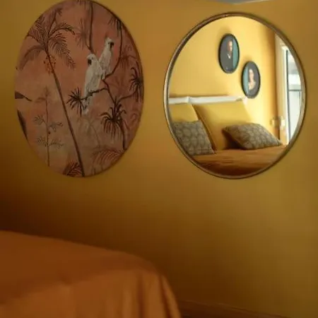 The Yellow - Luxury Loft In The Center Of Apartment Milan
