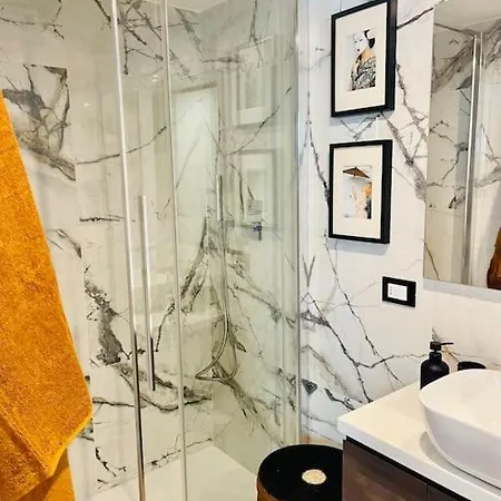 Daire The Yellow - Luxury Loft In The Center Of