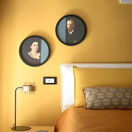 The Yellow - Luxury Loft In The Center Of