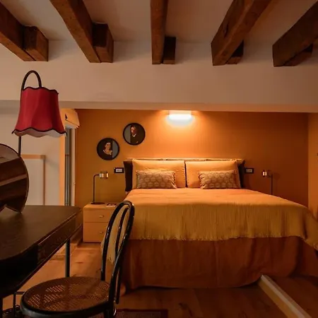 Apartment The Yellow - Luxury Loft In The Center Of Milan