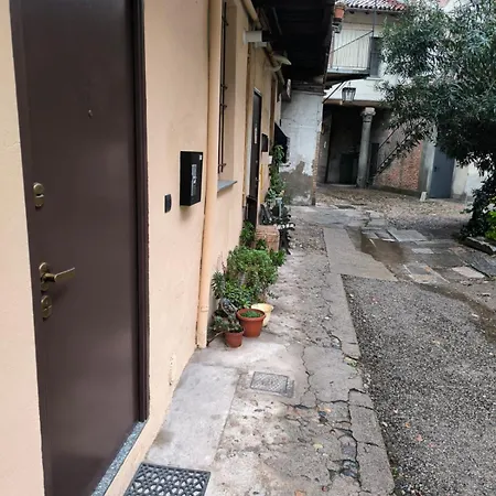 Pm 410 Via Delle Forze Armate *