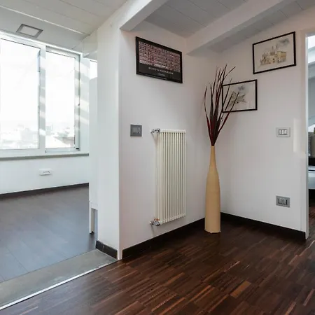 Italianway Comfort - Torino 57 B * Milánó