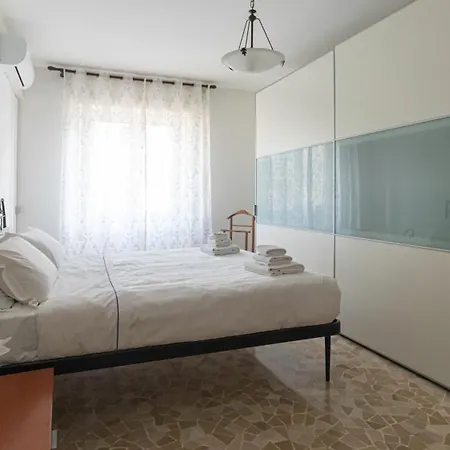 Italianway - Martinetti 21 B * Mailand