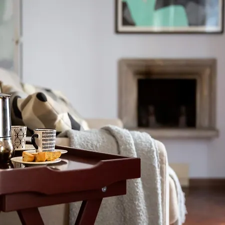 The Best Rent - Spacious One-bedroom Near The Columns Of San Lorenzo Apartment *