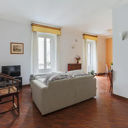 The Best Rent - Spacious One-bedroom Near The Columns Of San Lorenzo Apartment Milan