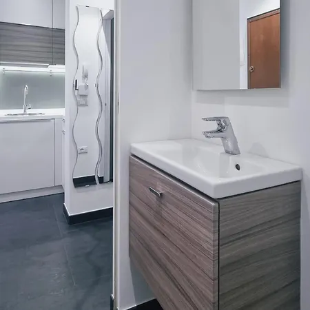 Διαμέρισμα Ugo's Urban Home: Porta Nuova District Μιλάνο