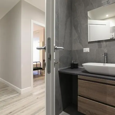 Hacca Collection - Station & Buenos Aires * Milano