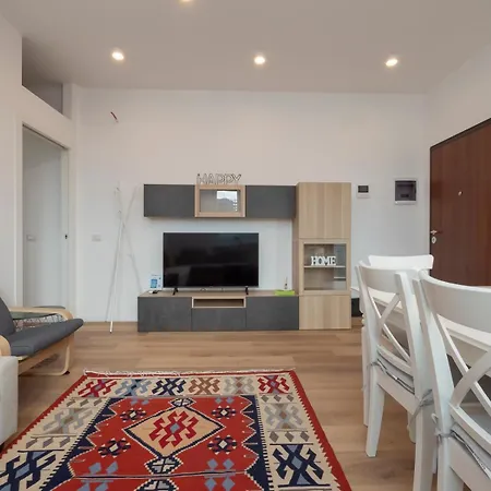 Apartment Ihost Flat - Giambellino 131-2