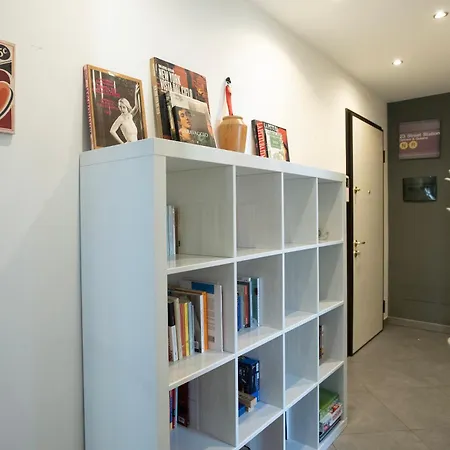 L'arche Comfort&relax - House On The Navigli River 2 Apartment