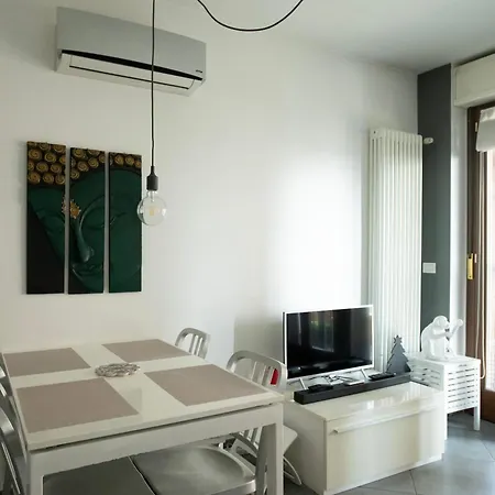 L'arche Comfort&relax - House On The Navigli River 2 ミラノ