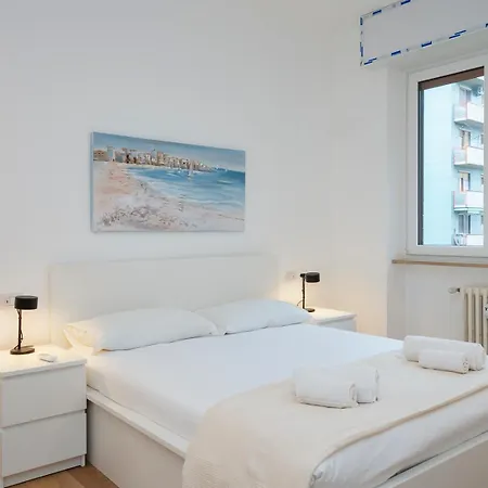 Ihost Flat - Giambellino 131-1 *